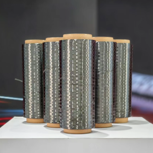 La prima fibra di carbonio T1200 prodotta in serie in Cina: L'arrivo dell' 'oro nero'